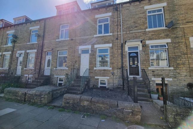 Thumbnail Property to rent in Harlow Road, Bradford, West Yorkshire