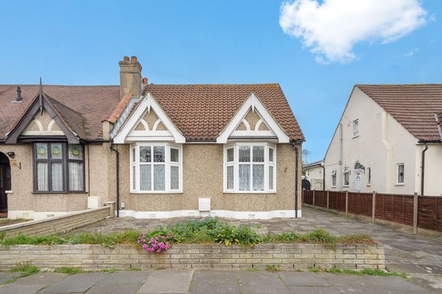 2-bed house on 7 Trenance Gardens, Ilford, £500,000