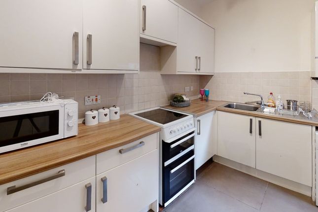 5 Thompson Road, Sheffield photo 2