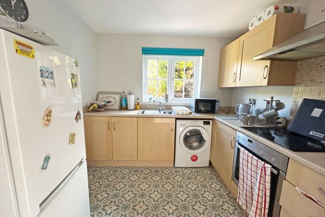 2, Mowbray Close, Skegness photo 3