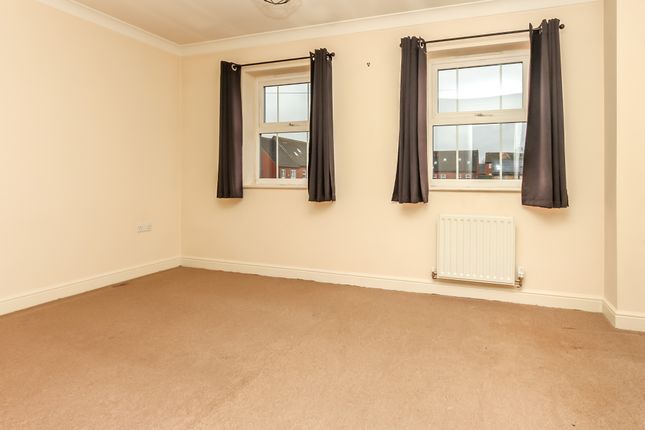 102, The Embankment, Wellingborough photo 4