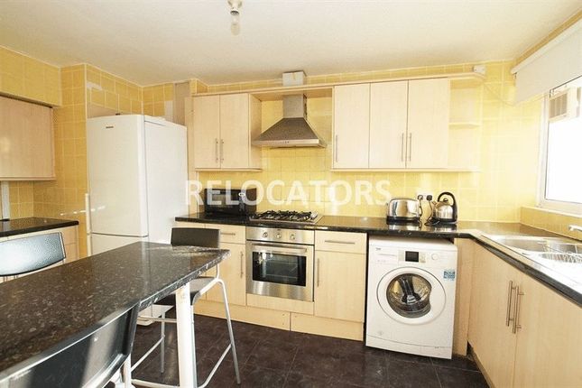 Maisonette to rent in Southern Grove, London