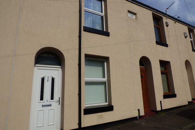 2-bed house on Rochdale, £795/mo
