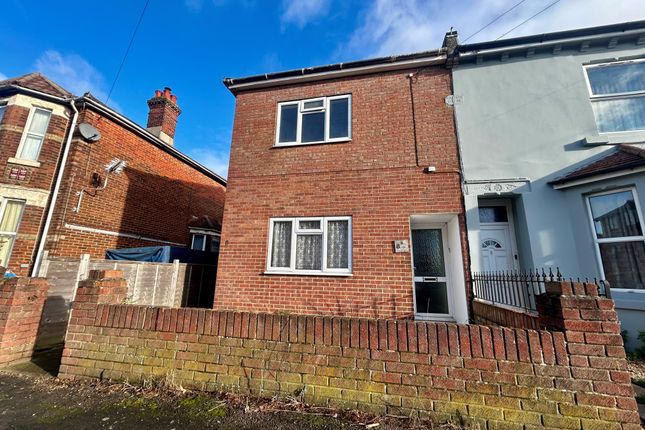 1-bed maisonette on 8a, Whitworth Road, Southampton, £150,000