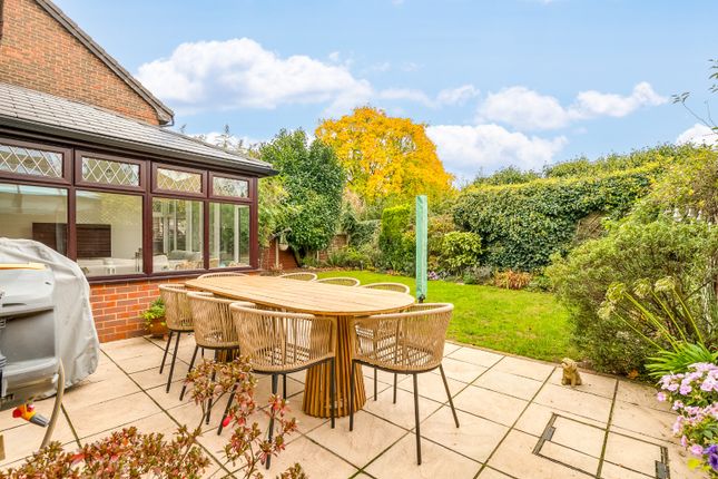 10 Mendlesham, Panshanger, Welwyn Garden City photo 4