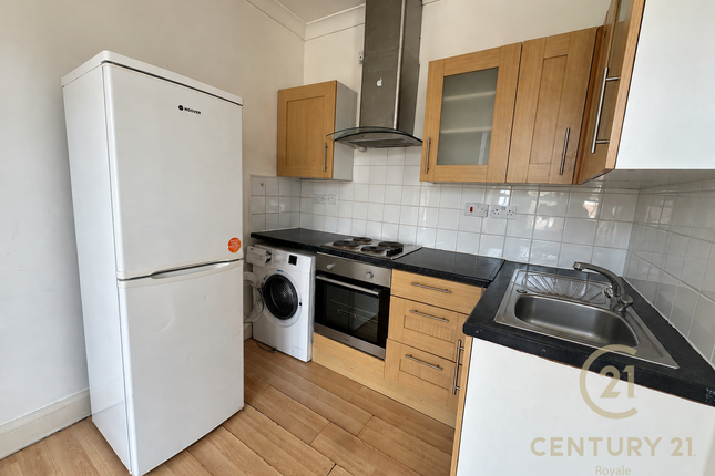 Flat 2,  290, Ewell Road, SURBITON photo 4