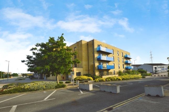 Flat 304 Stephen Tuckwell House, 24, Crossness Road, Barking photo 2