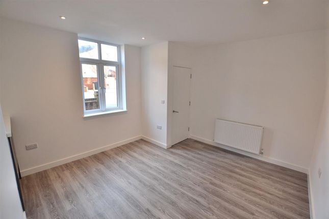 73 Kirkhill, Loughborough photo 5