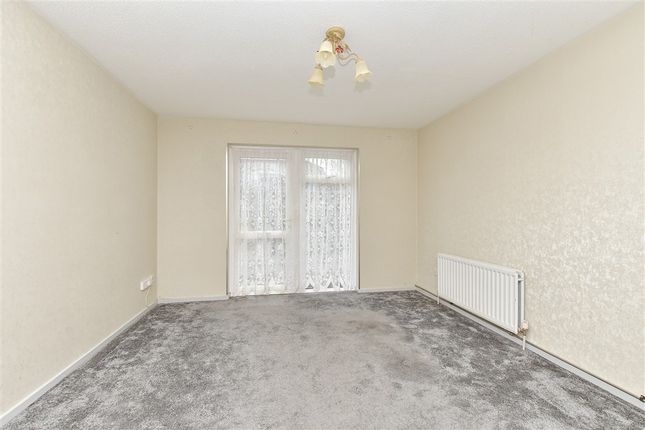 Anne Boleyn Close Eastchurch, Sheerness photo 3