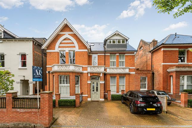 1-bed flat on Flat 8, 4, Heathfield Road, Acton, £325,000