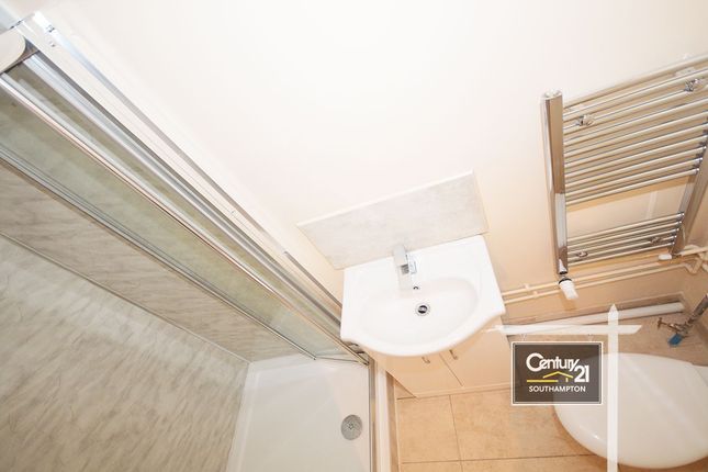 61, Alexandra Road, SOUTHAMPTON photo 2