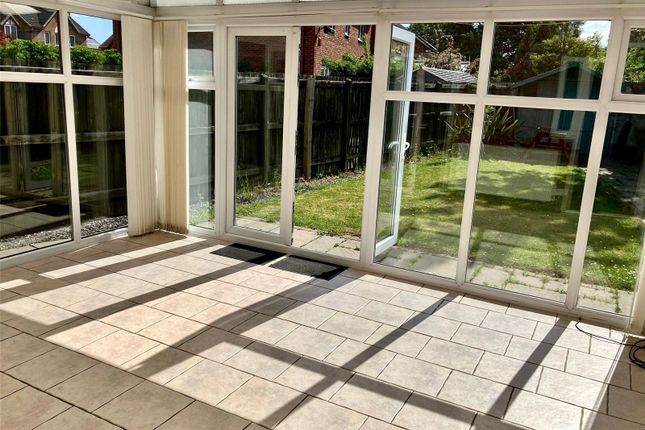 12, Bluebell Way, Preston photo 3