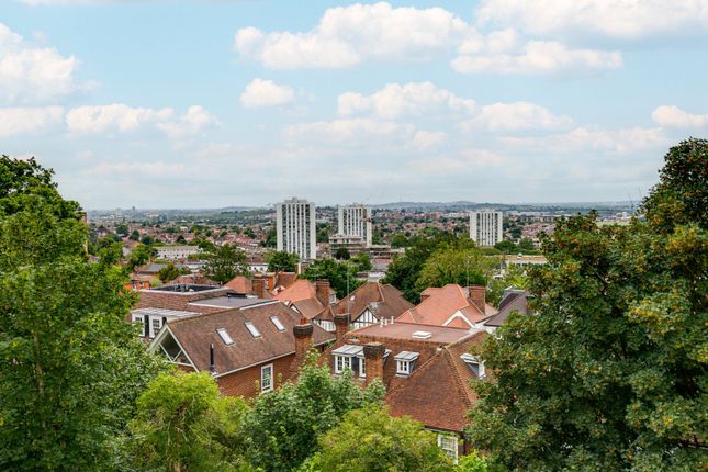 Flat for sale in West Heath Road, Hampstead, London