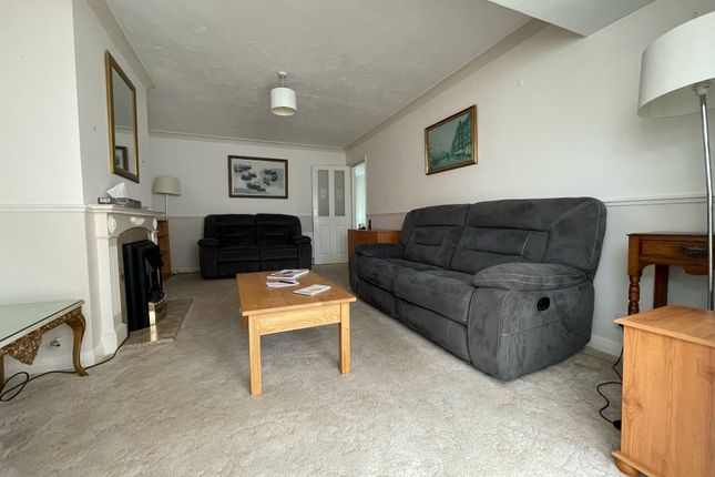 20A, St Johns Road, Polegate photo 4