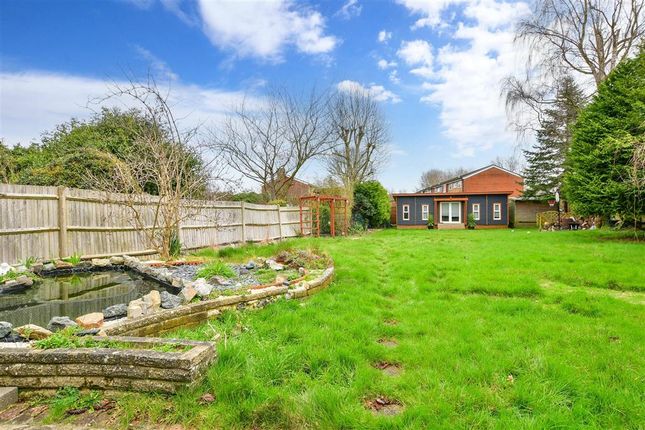 Link-detached house for sale in Carshalton Road, Banstead, Surrey