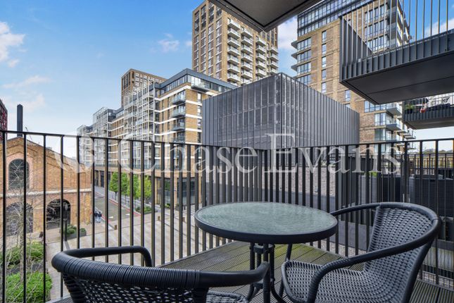 Flat for sale in Barracks Court, Royal Arsenal Riverside, Woolwich