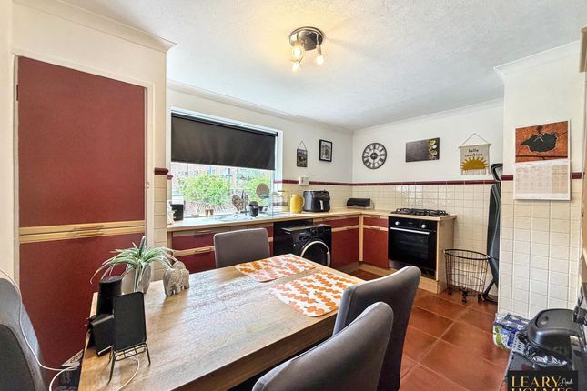 2 River Drive, South Shields photo 2