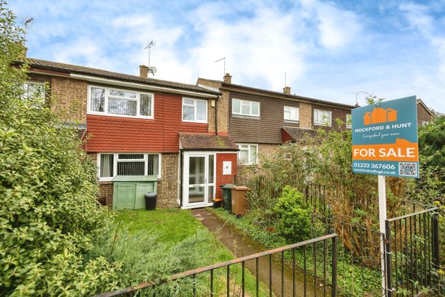 Terraced house for sale in Towers View, Kennington, Ashford