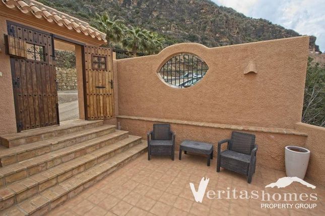 Villa for sale in Cabrera, Almeria, Spain