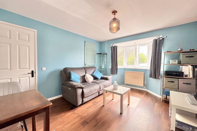 10 Jutland Close, Whiteley, Fareham photo 4