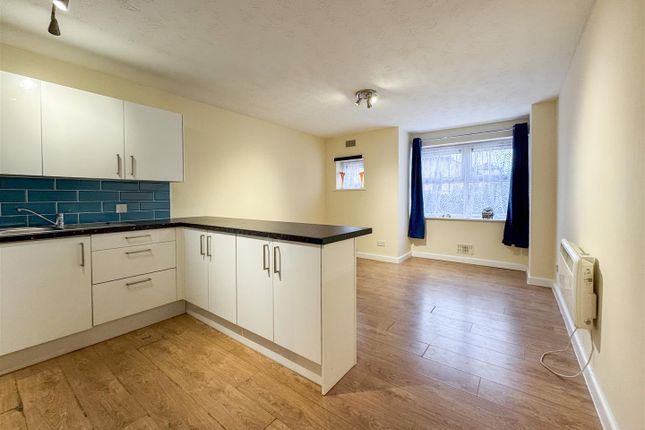 18, Banktop Place, Milton Keynes photo 4