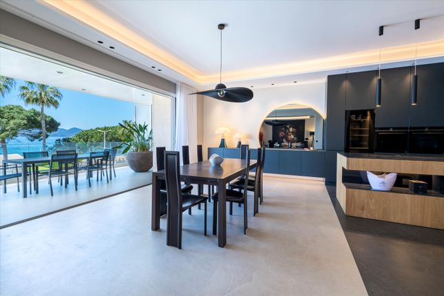 Thumbnail Apartment for sale in Cannes, Alpes-Maritimes, Provence-Alpes-Côte d`Azur, France