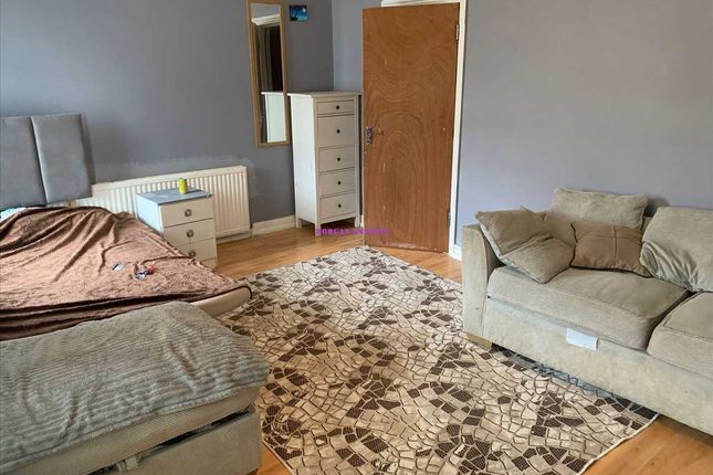 11, Bendish Road, East Ham photo 4