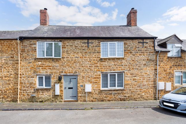 Terraced house for sale in Hopcraft Lane, Banbury