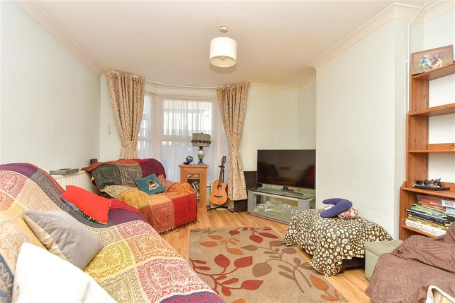 Alma Road, Sheerness photo 4