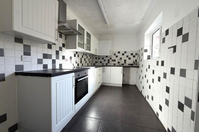 13, Spring Terrace, Swansea photo 2