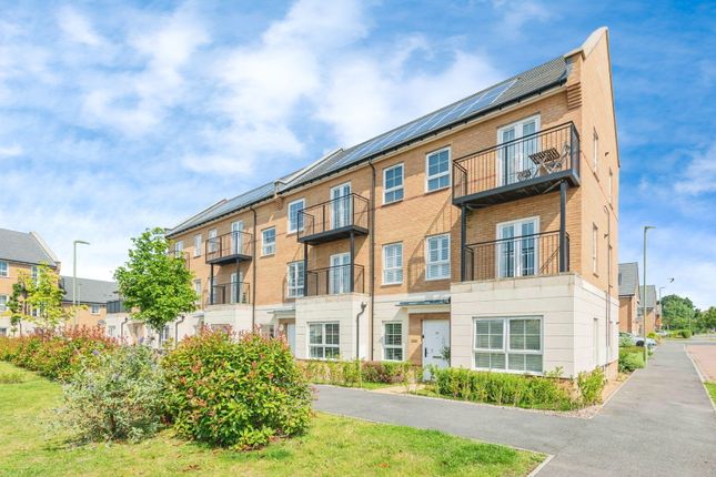 Thumbnail Flat for sale in Luck Road, Bursledon, Southampton