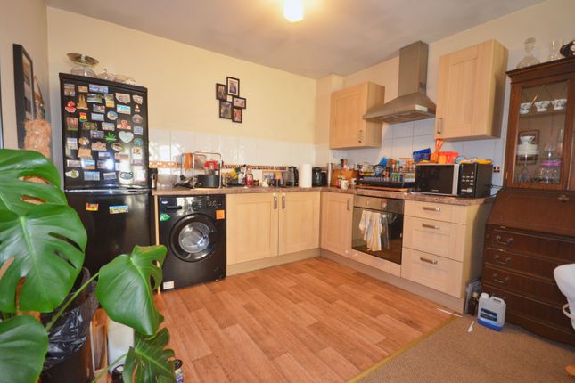 Penthouse for sale in Station Road, Desborough
