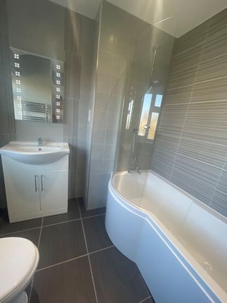 27, Peterborough photo 4