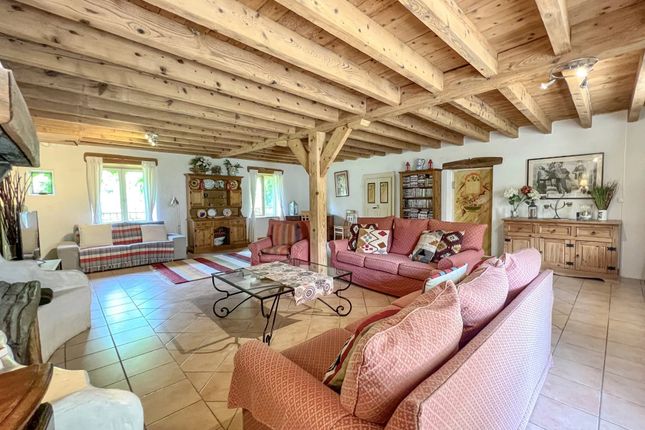 Villa for sale in Lepin Le Lac, Annecy / Aix Les Bains, French Alps / Lakes
