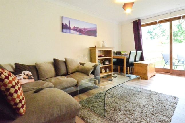 7, Challis Place, Bracknell photo 2