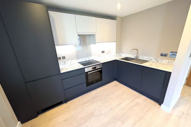 Apt 16 Midland House, Notte Street, Plymouth photo 2