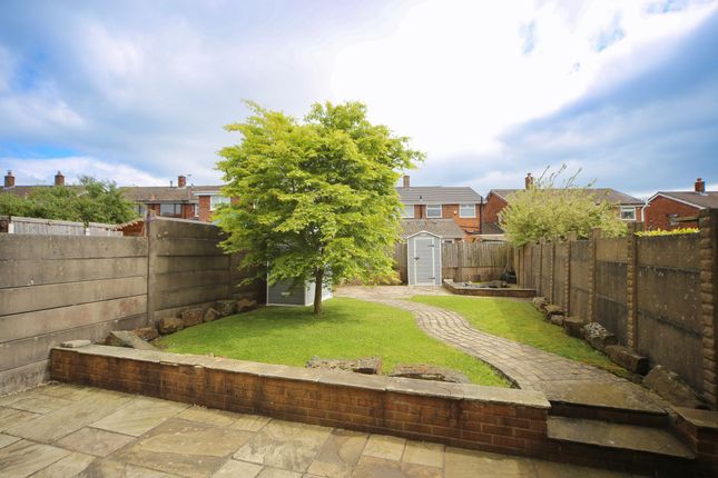 44 Kinlet Road, Wigan photo 4