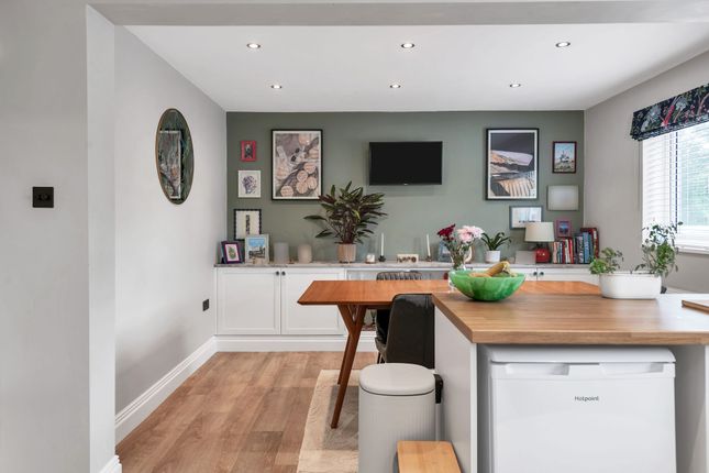 32 The Tanyard, Royston photo 3