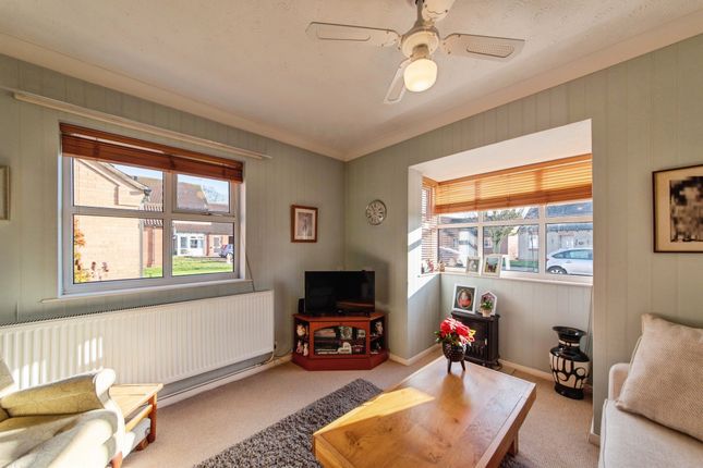 34, Bishops Court, Sleaford photo 2