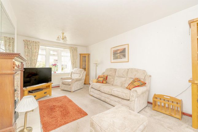 31, Landor Crescent, Rugeley photo 4