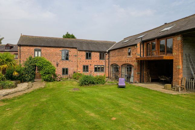 Oakbankbarn_025.Jpg