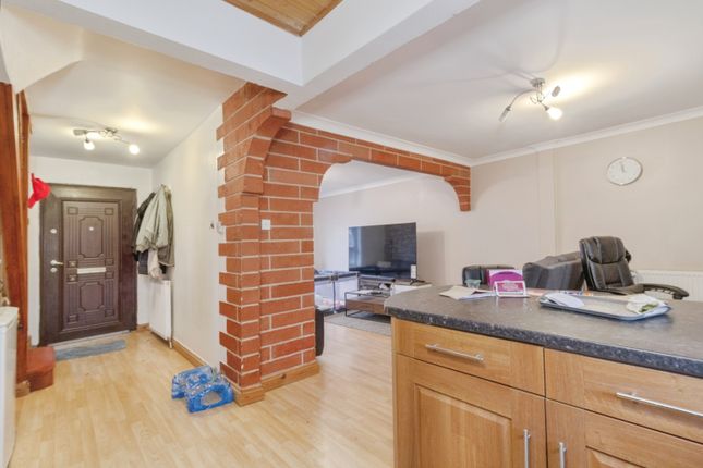 5, Redmarle Road, Leicester photo 2