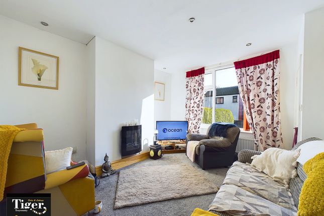 64a, Preston Old Road, Blackpool photo 2