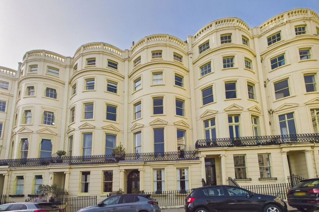 1-bed flat on 37,Flat 9, Brunswick Square, Hove, £325,000