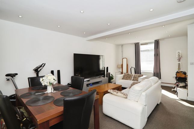 26, Cardiff Road, Pontypridd photo 3