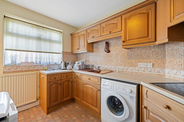 16, Stapleton Court, Aldwick, Bognor Regis, West Sussex photo 3