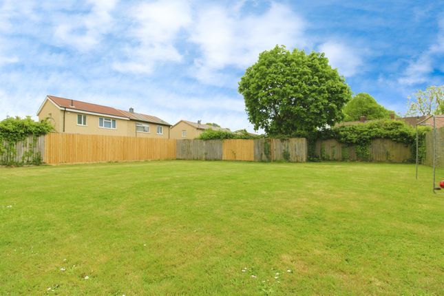 54, Cyntwell Crescent, Cardiff photo 2