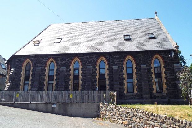 Thumbnail Flat to rent in United Reformed Church, Penmaenmawr