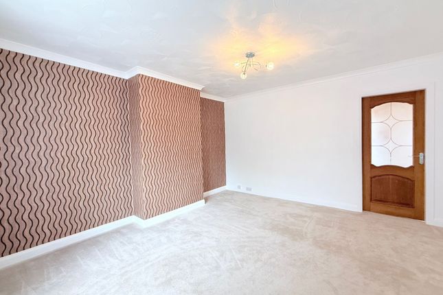 23, Rainhill Avenue, Maddiston photo 3