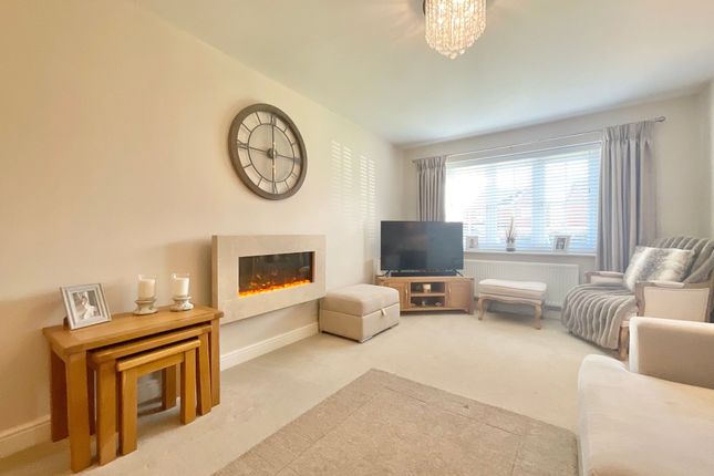 26 McKelvey Way, Crewe photo 3